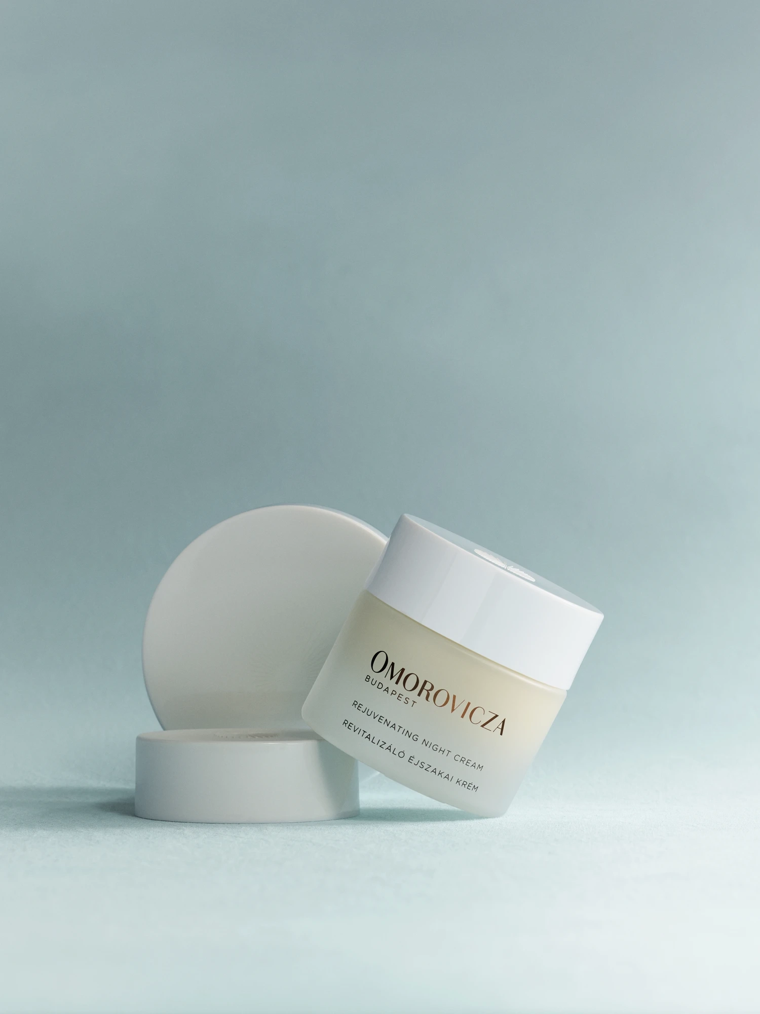 I 020152 Omorovicza A2 Rejuvenating Night Cream 4