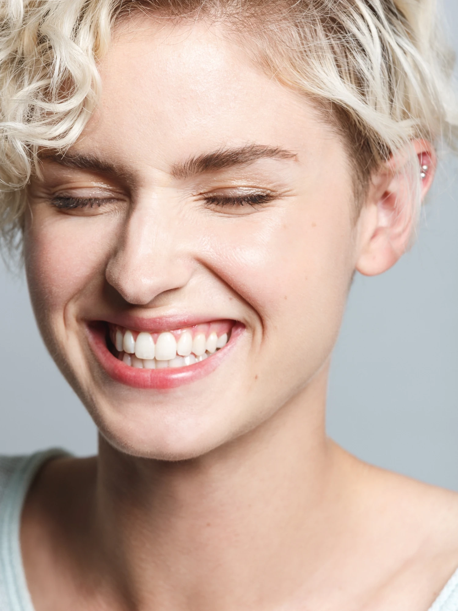 Alternative Image Goldfaden MD Needleless