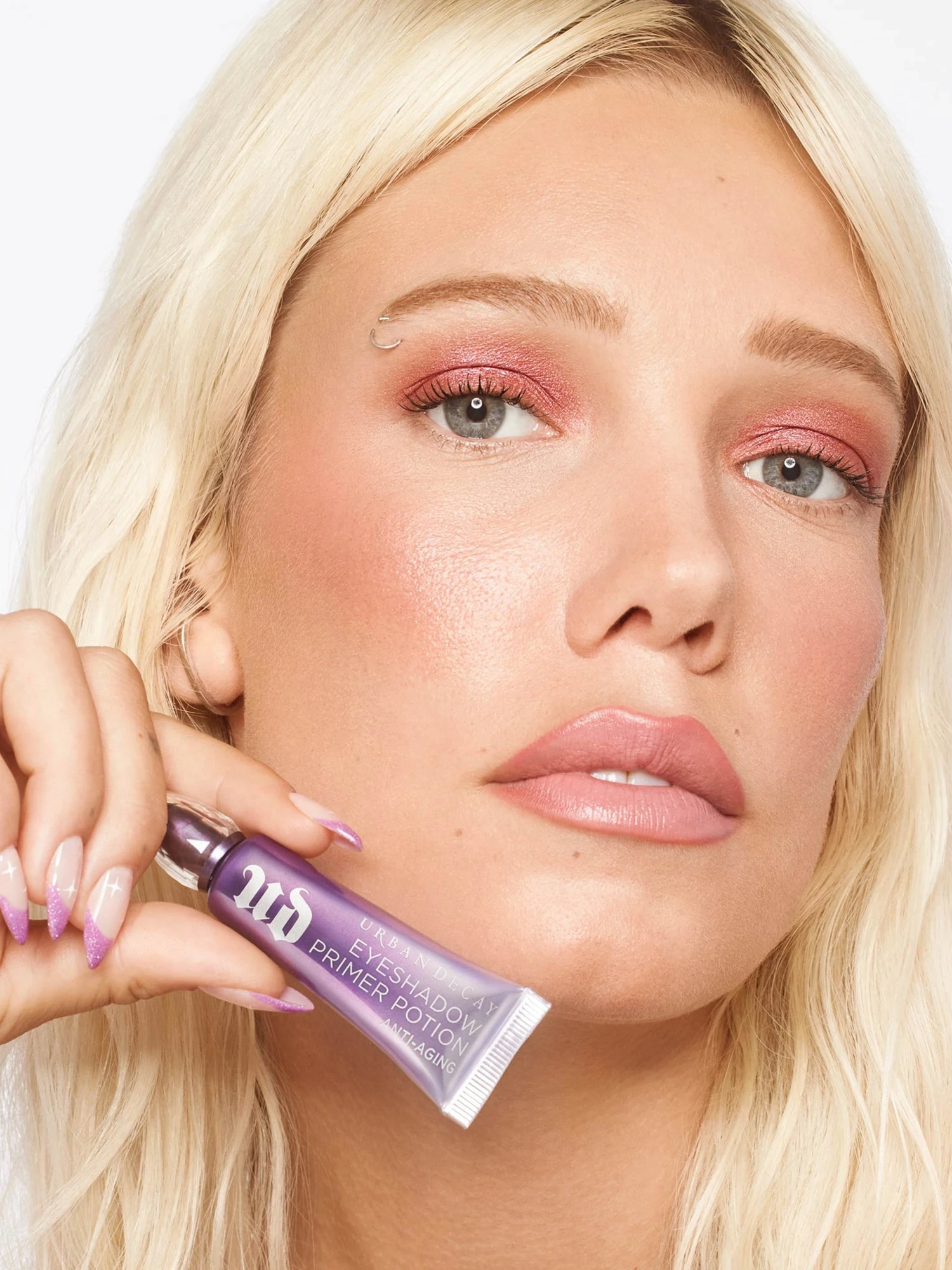 Alternative Image Urban Decay Anti Ageing Eyeshadow Primer Potion