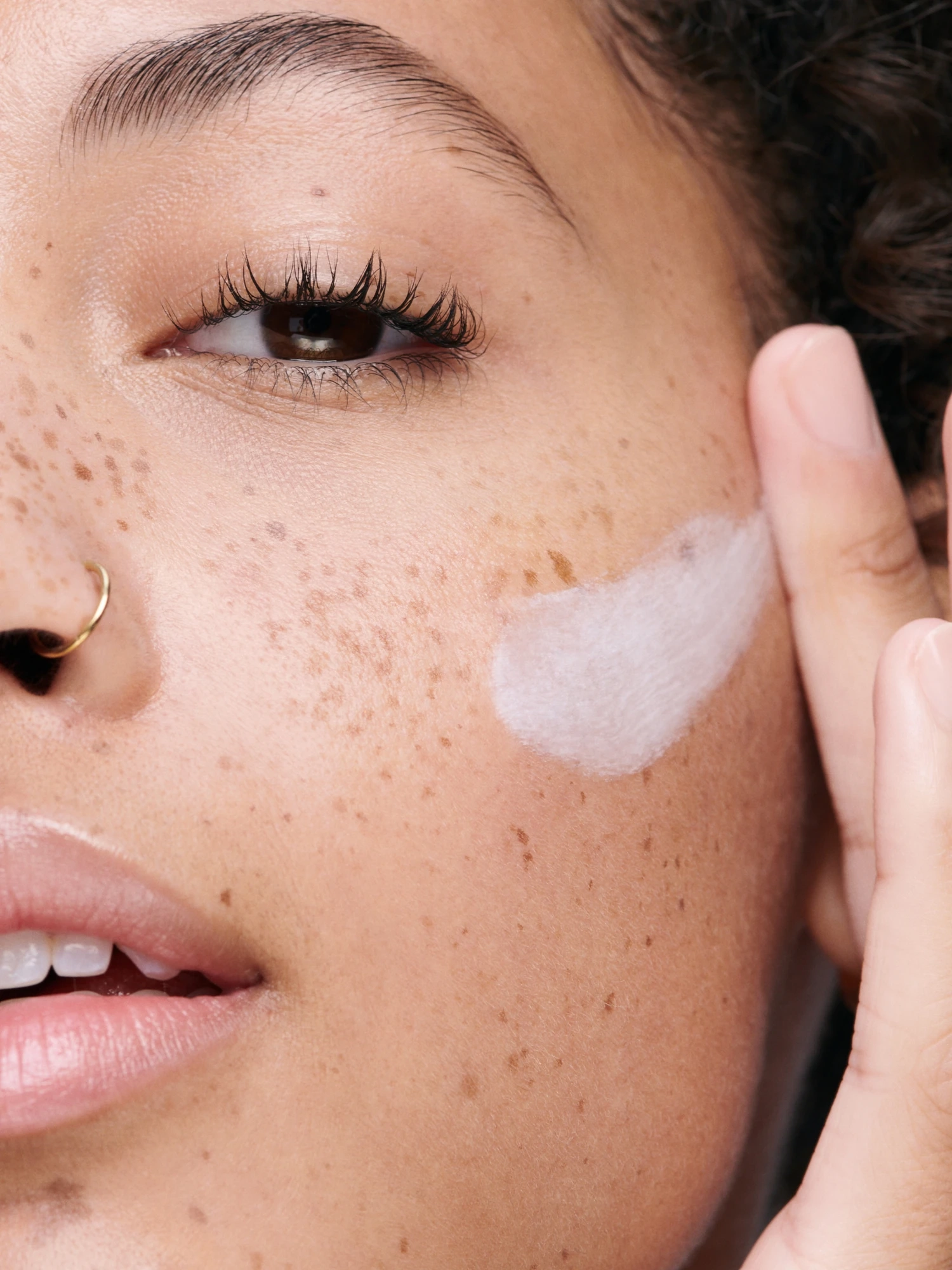 Alternative Image Bobbi Brown Hydrating Face Cream