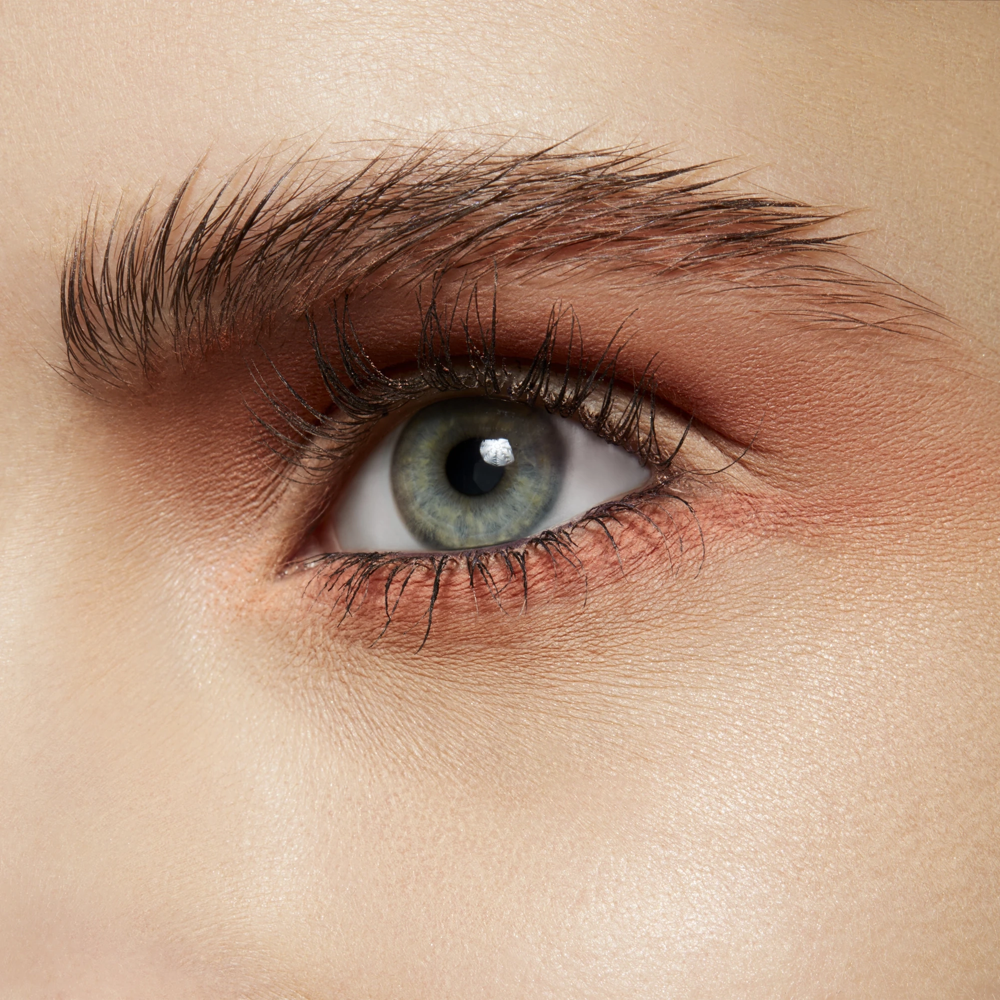 Alternative Image MAC Cosmetics Powder Kiss Soft Matte Eye Shadow