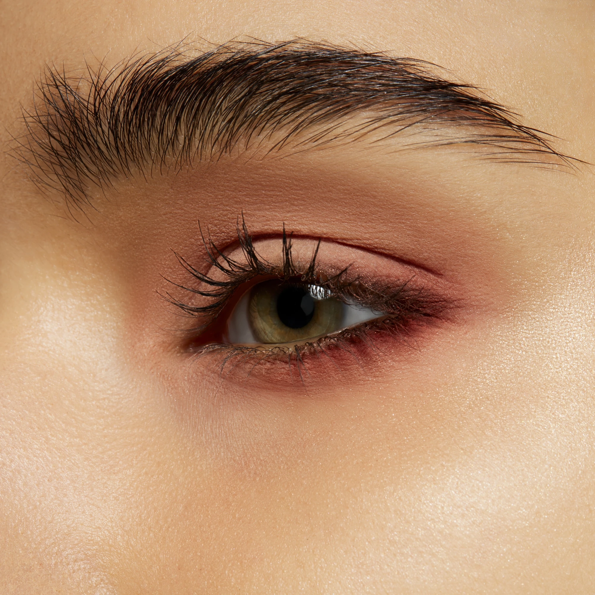 Alternative Image MAC Cosmetics Powder Kiss Soft Matte Eye Shadow