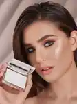 Alternative Image Anastasia Beverly Hills Iced Out Highlighter