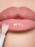 Alternative Image Charlotte Tilbury Collagen Lip Bath