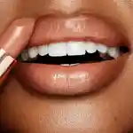 Alternative Image Charlotte Tilbury K. I. S. S. I. N. G