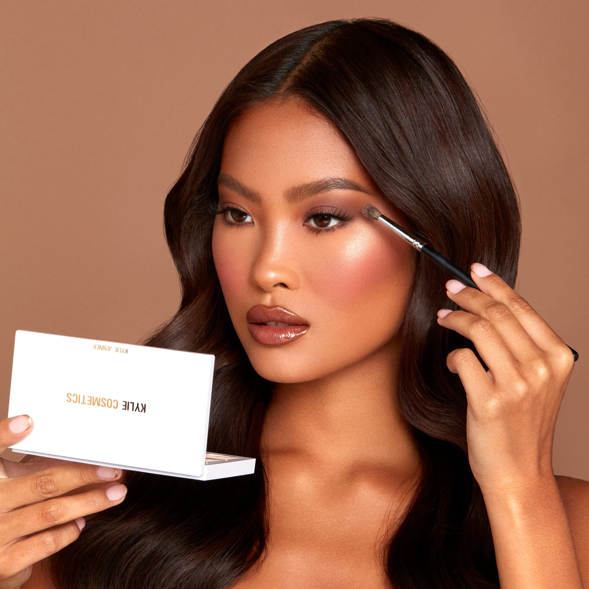 Alternative Image Kylie Beauty Kylie Cosmetics Kyshadow Palette