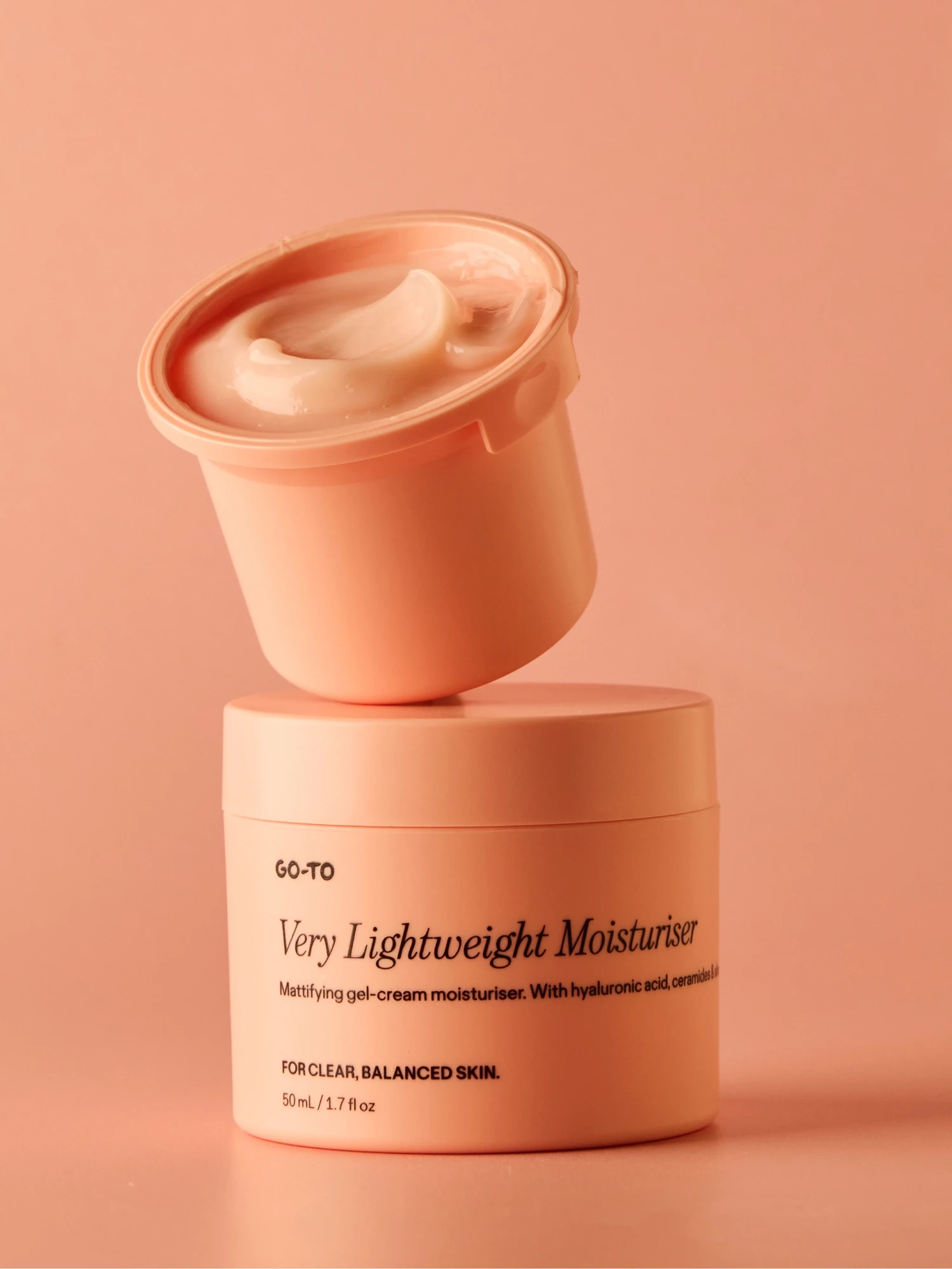 Alternative Image Go To Very Lightweight Moisturiser Refill