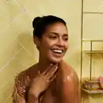 Alternative Image Soap& Glory The Real Zing Body Scrub