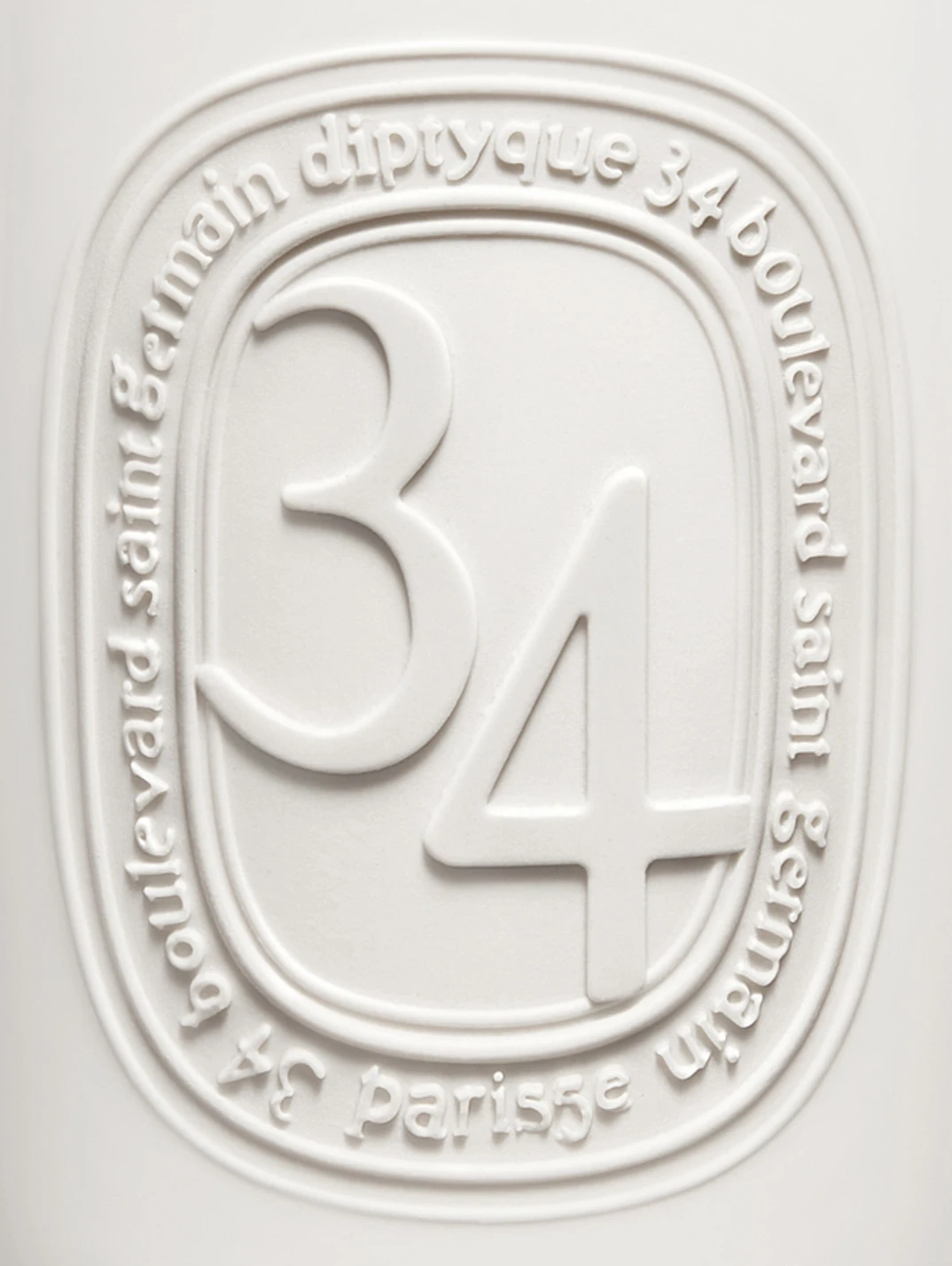 DIPTYQUE 34 Boulevard Saint Germain Candle | MECCA