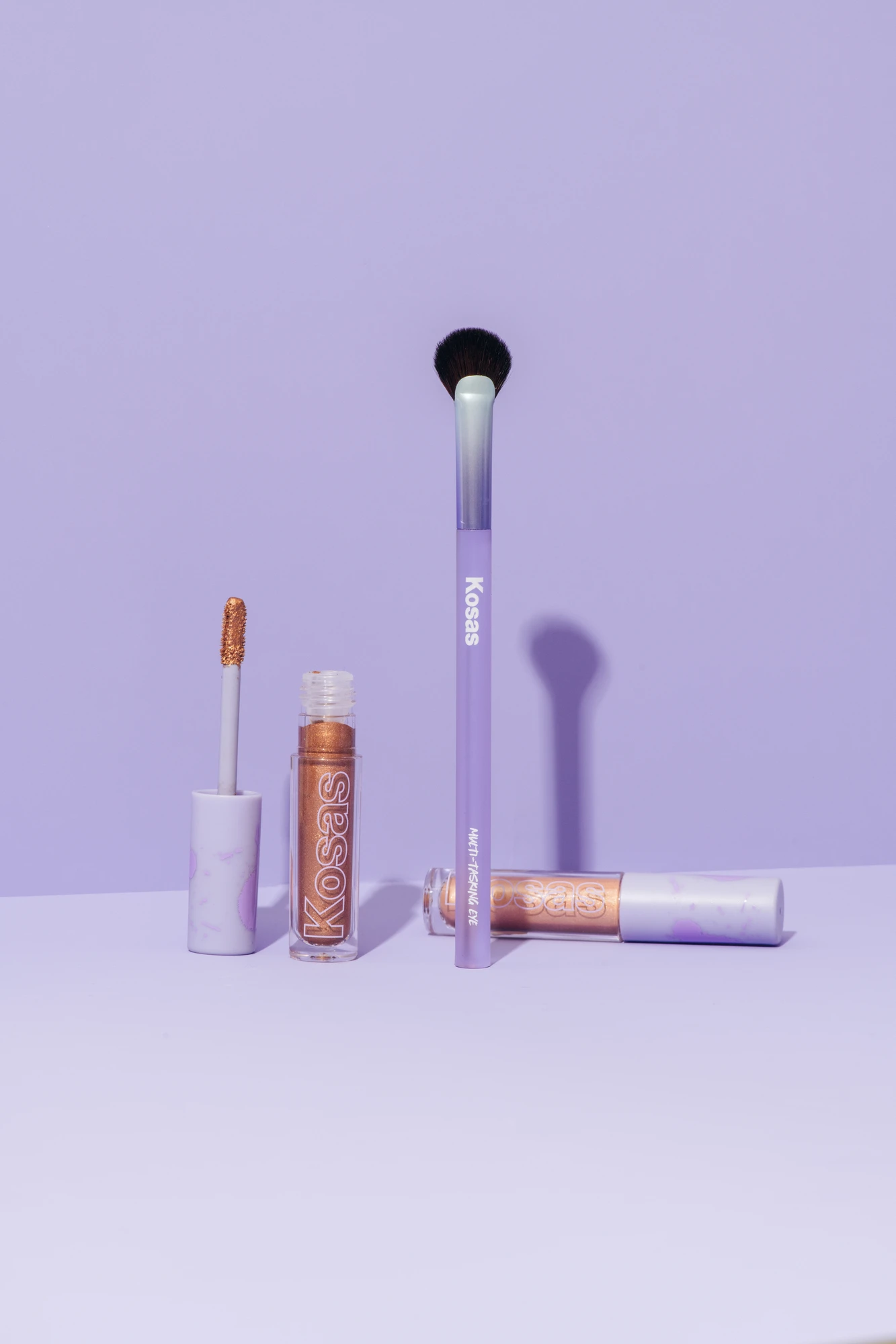 Alternative Image Kosas Multitasking Eye Brush