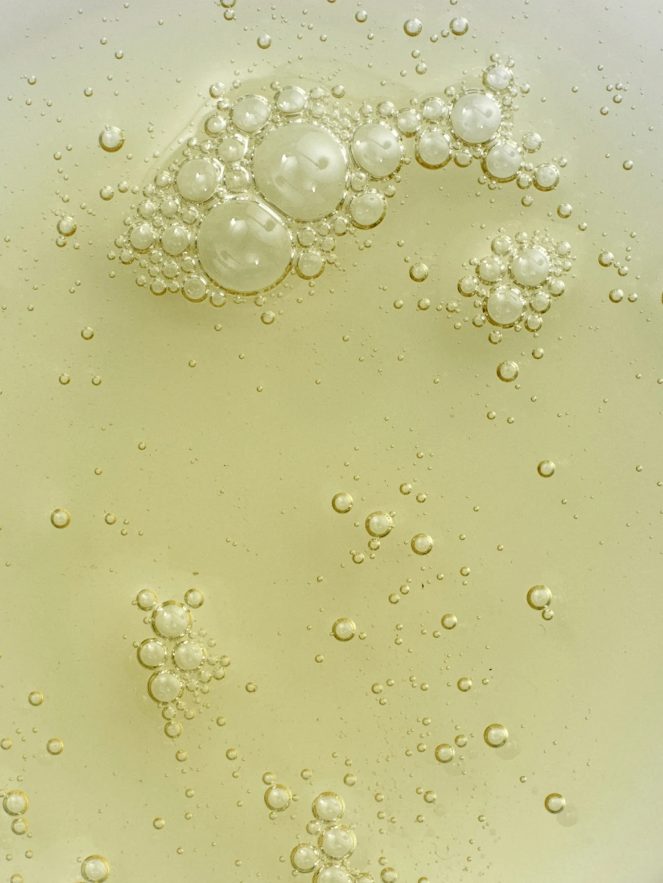 Swatch Emma Lewisham Illuminating Oil Cleanser