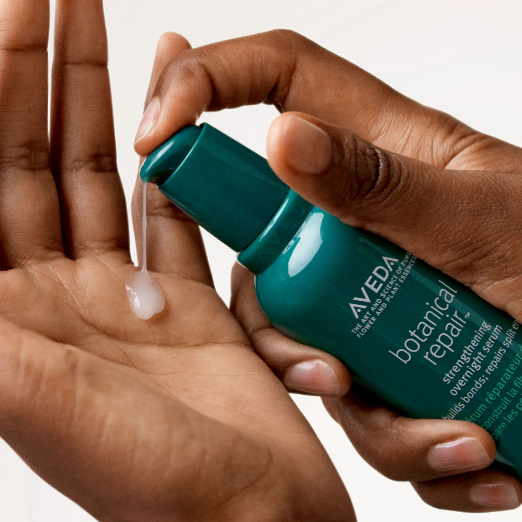 Alternative Image AVEDA Strength Overnight Serum