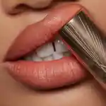 Alternative Image Charlotte Tilbury Airbrush Flawless Lip Blur Honery Blur
