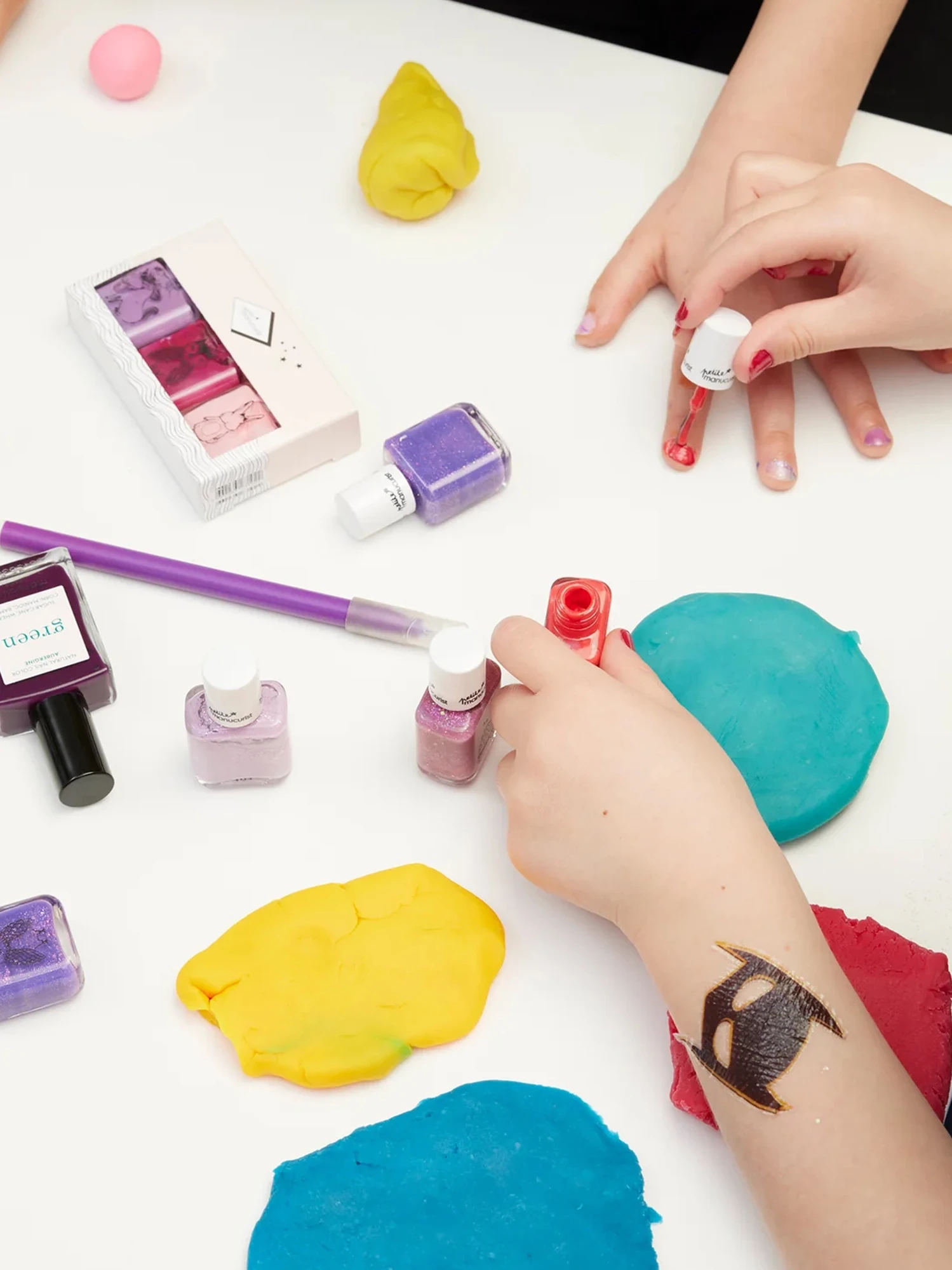 Alternative Image Manucurist Petite Manucurist Kids Nail Polish Set