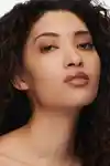 Alternative Image MAC Cosmetics Studio Radiance Serum Powered Foundation