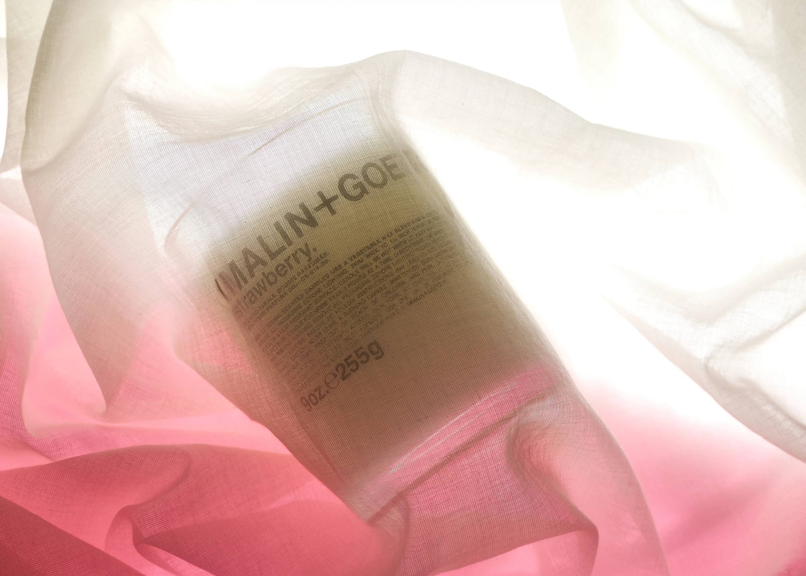 Alternative Image Malin+ Goetz Strawberry Candle