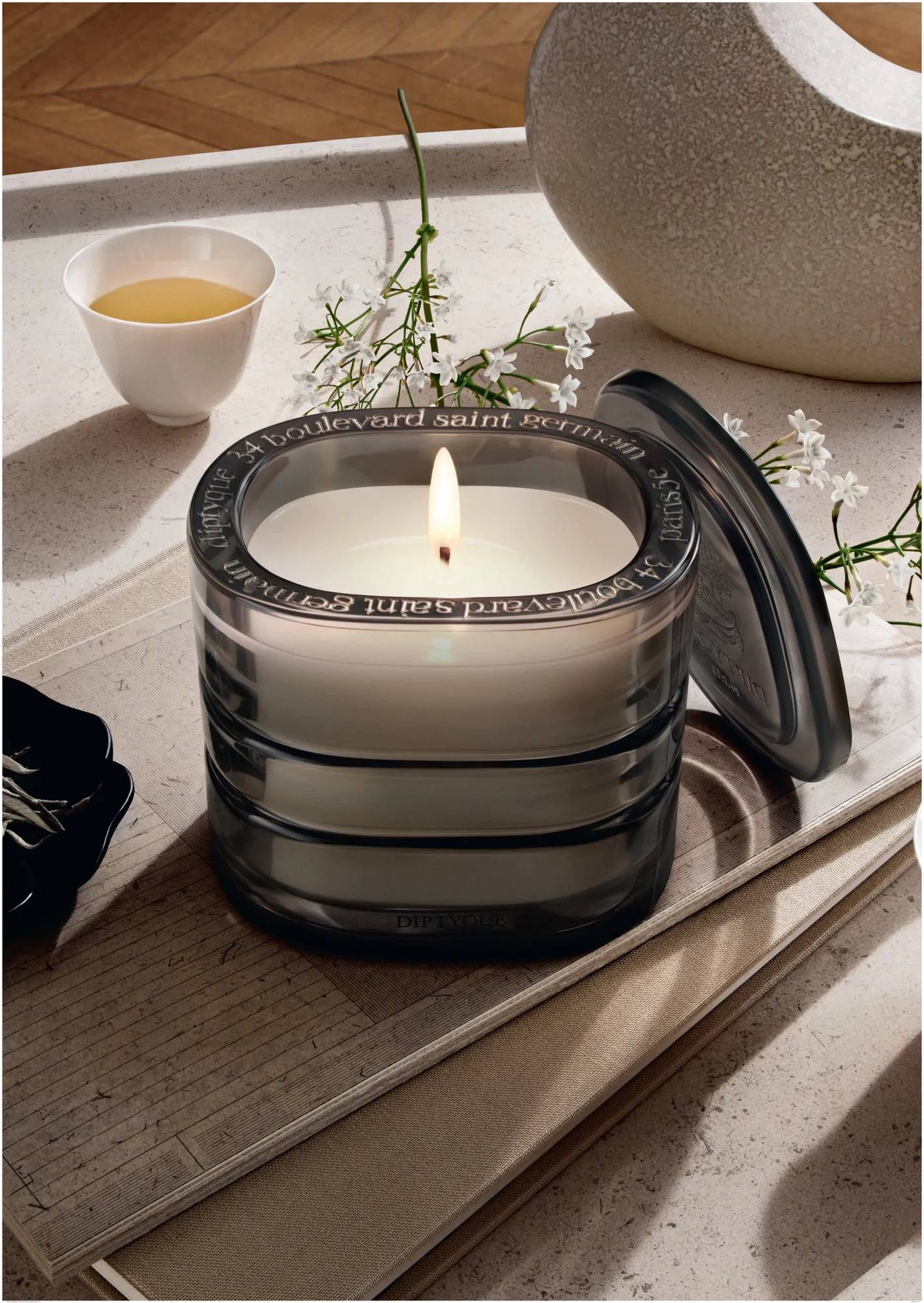 DIPTYQUE Vallée du Temps Premium Scented Candle | MECCA