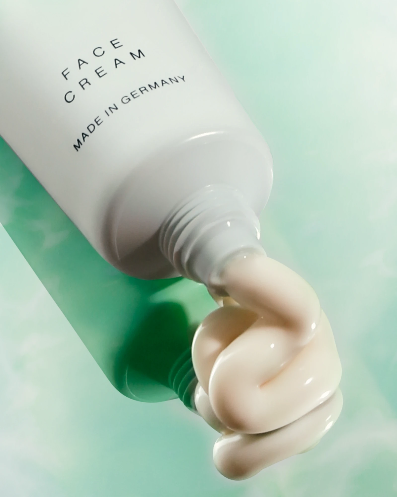 Alternative Image Dr Barbara Sturm Microbiotic Balancing Face Cream