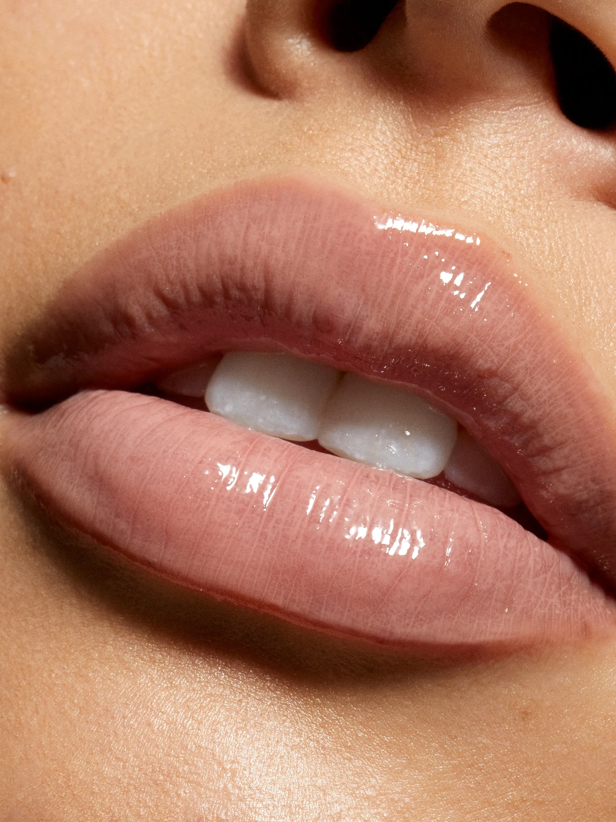 Supple Kiss Lip Glaze
