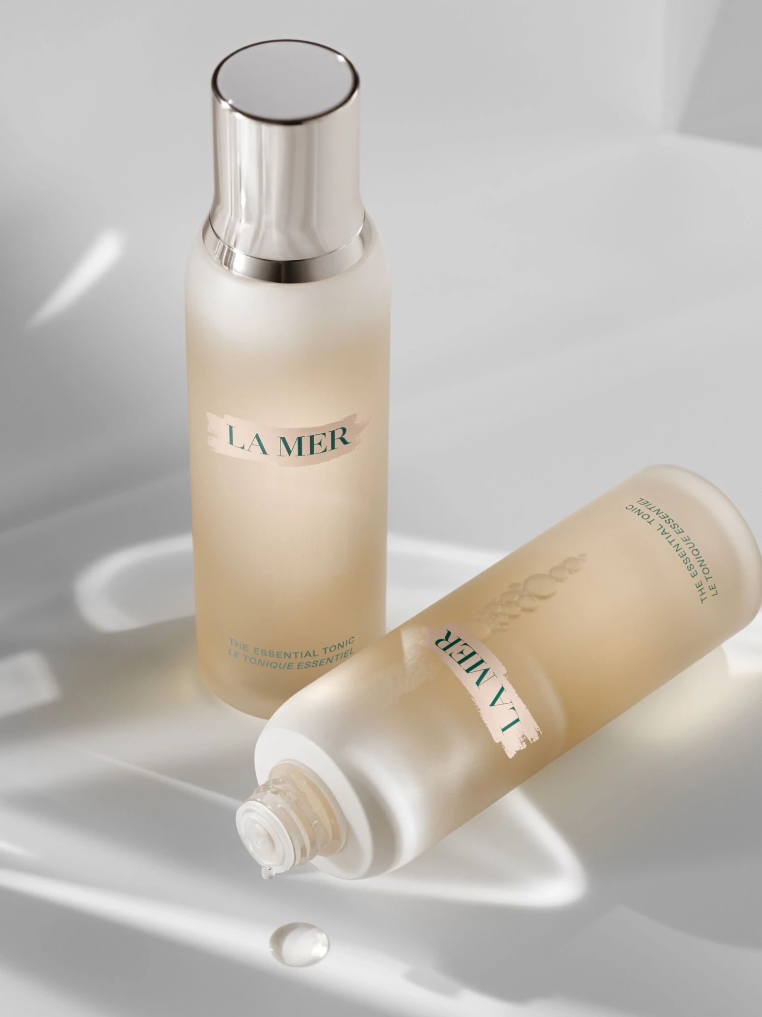 Alternative Image La Mer The Essential Tonic