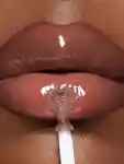 Alternative Image Charlotte Tilbury Collagen Lip Bath