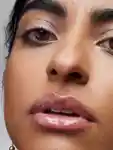 Alternative Image Urban Decay Face Bond Foundation