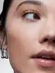 Alternative Image Urban Decay Face Bond Foundation