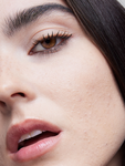 Alternative Image Urban Decay Face Bond Foundation