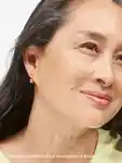Alternative Image Glossier Stretch Fluid Foundation