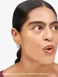 Alternative Image Glossier Stretch Fluid Foundation