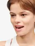 Alternative Image Glossier Stretch Fluid Foundation