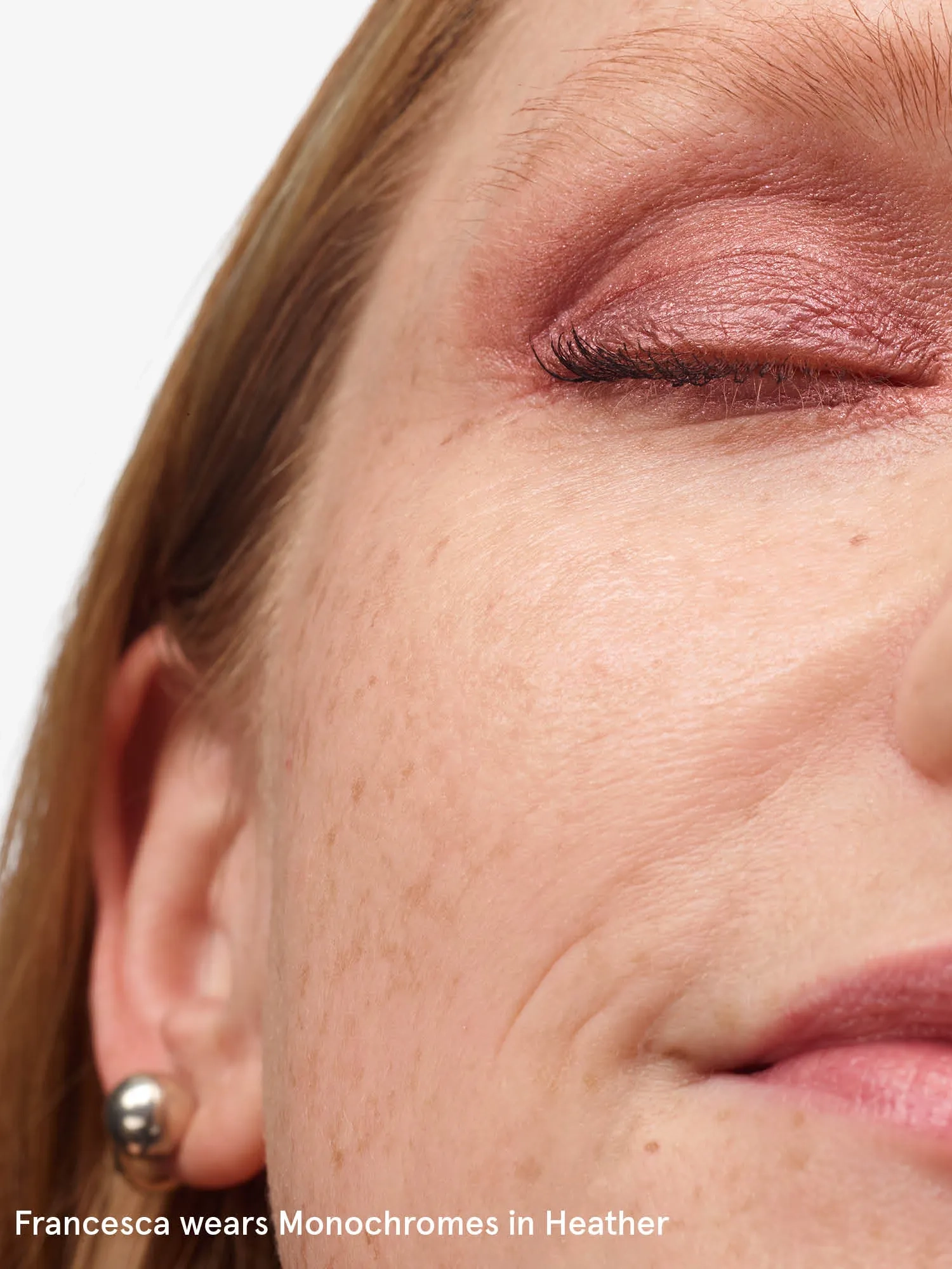 Alternative Image Glossier Monochromes Essential Eyeshadow Trio Palette