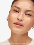 Alternative Image Glossier Stretch Concealer