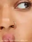 Alternative Image Glossier Stretch Concealer