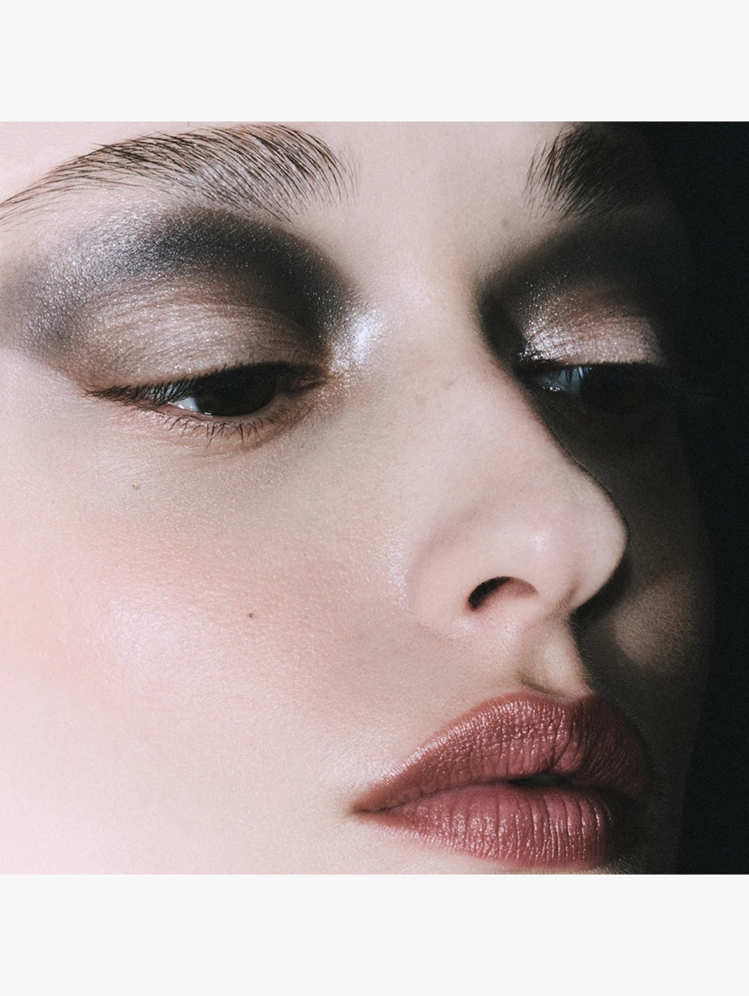 Alternative Image Kylie Cosmetics Smokey Kyshadow Palette