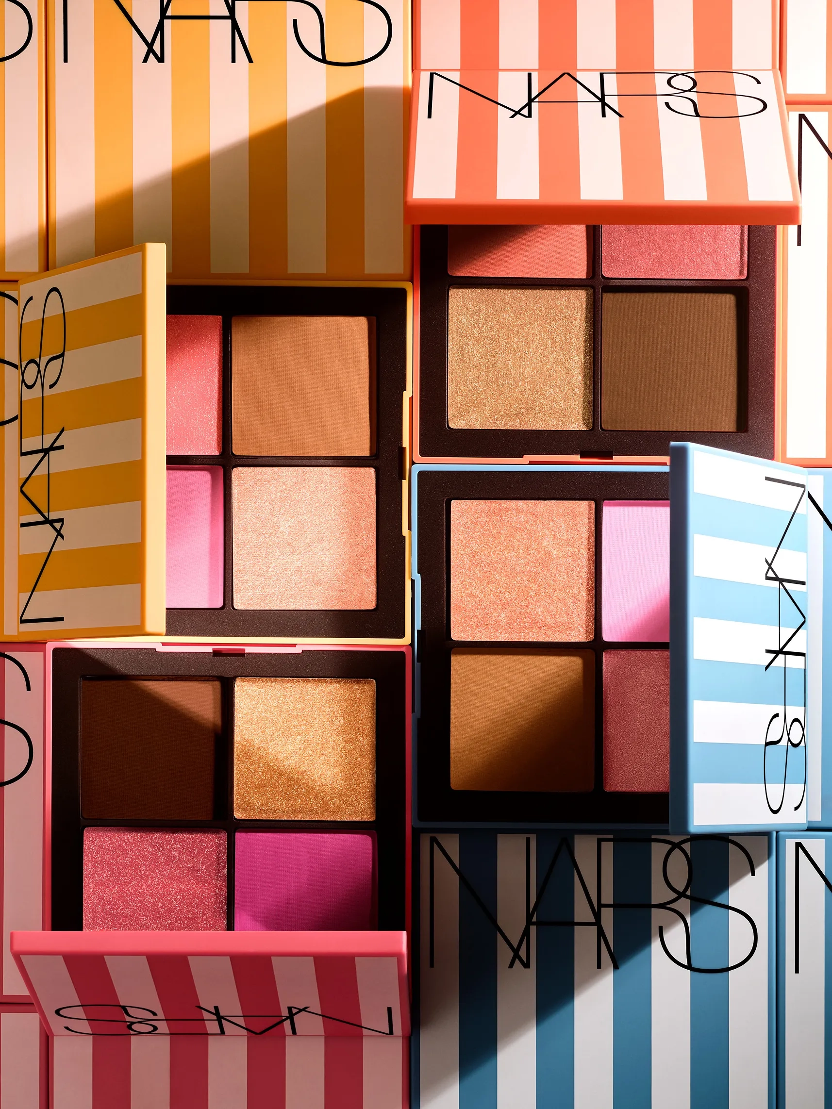 Hot Escape Cheek Palette
