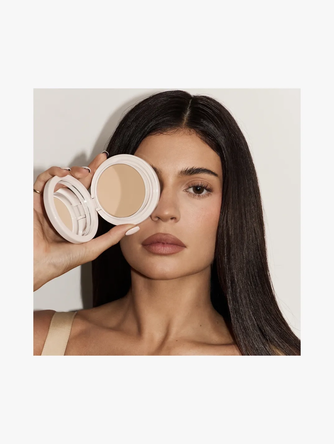 Kylie Cosmetics - Natural Blur Powder Foundation | MECCA