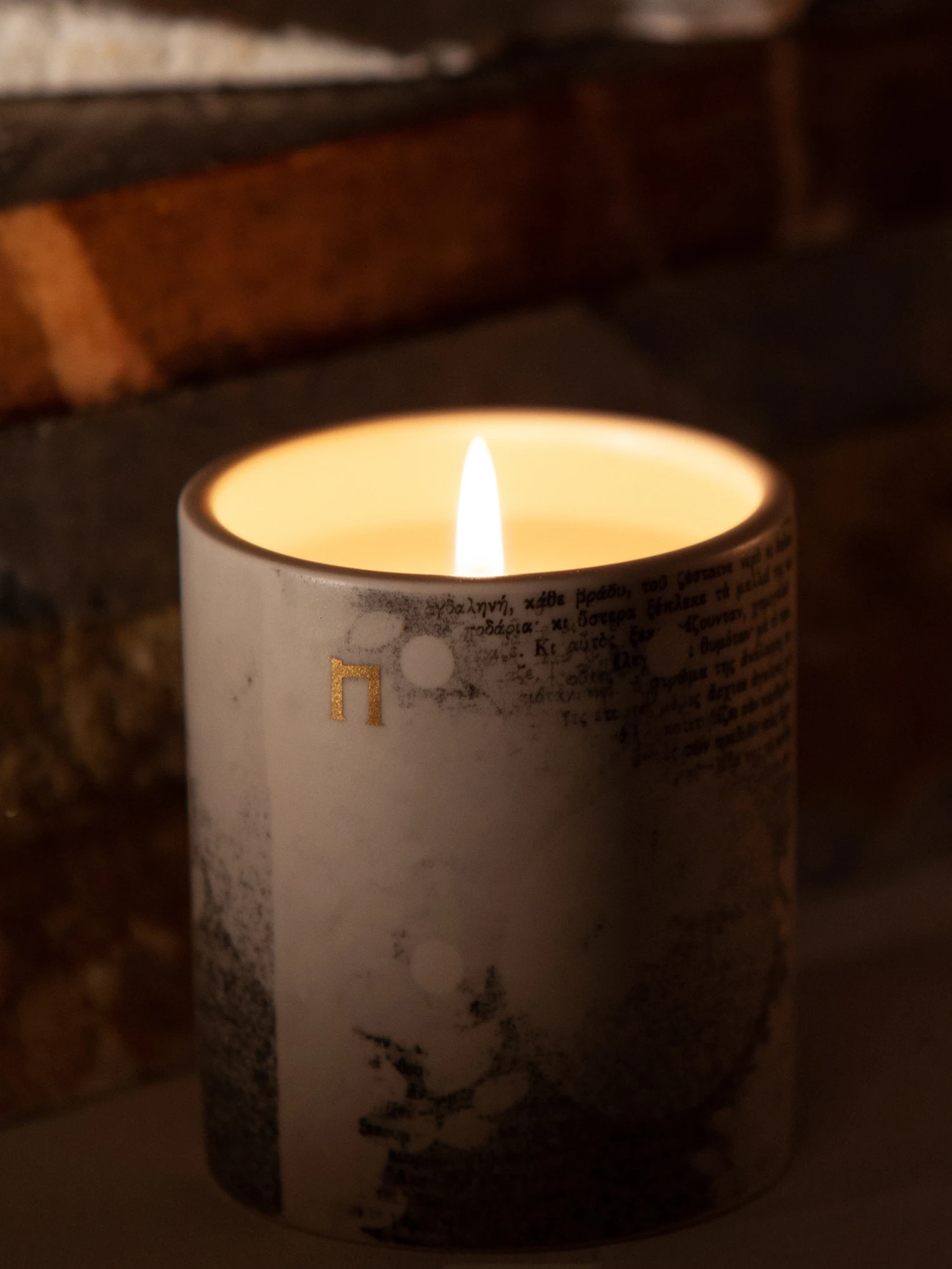 Alternative Image The Naxos Apothecary Metochi Candle