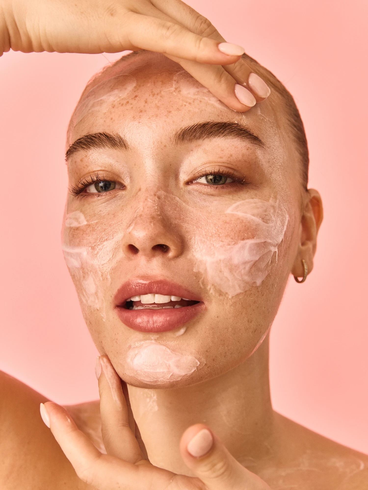 Alternative Image Frank Body Enzyme Face Cleanser