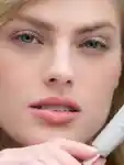 Alternative Image RM Sbeauty Cashmere Matte Eyelights