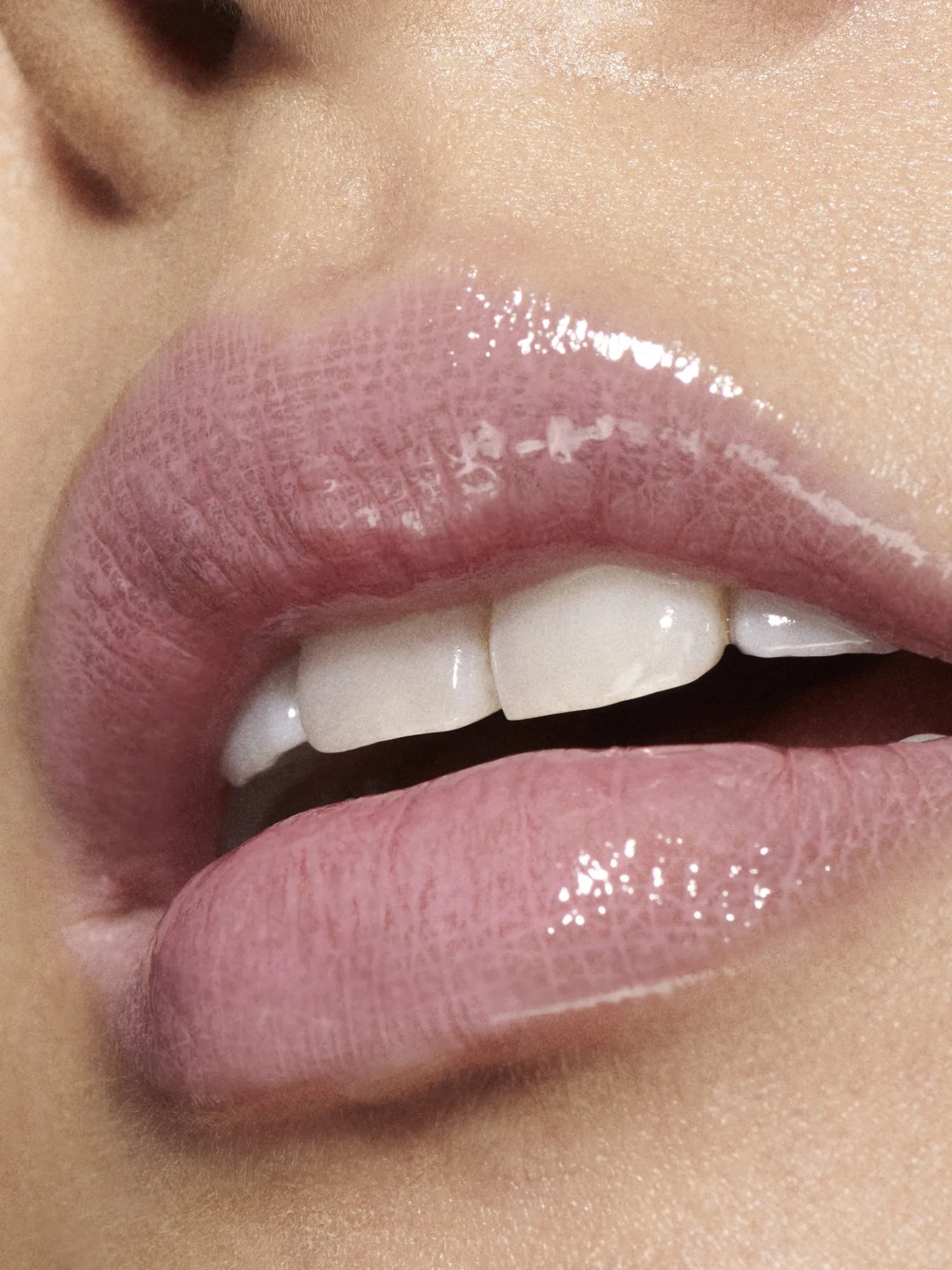 Alternative Image MAC Cosmetics Lipglass Air Non Sticky Gloss