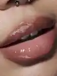 Alternative Image MAC Cosmetics Lipglass Air Non Sticky Gloss