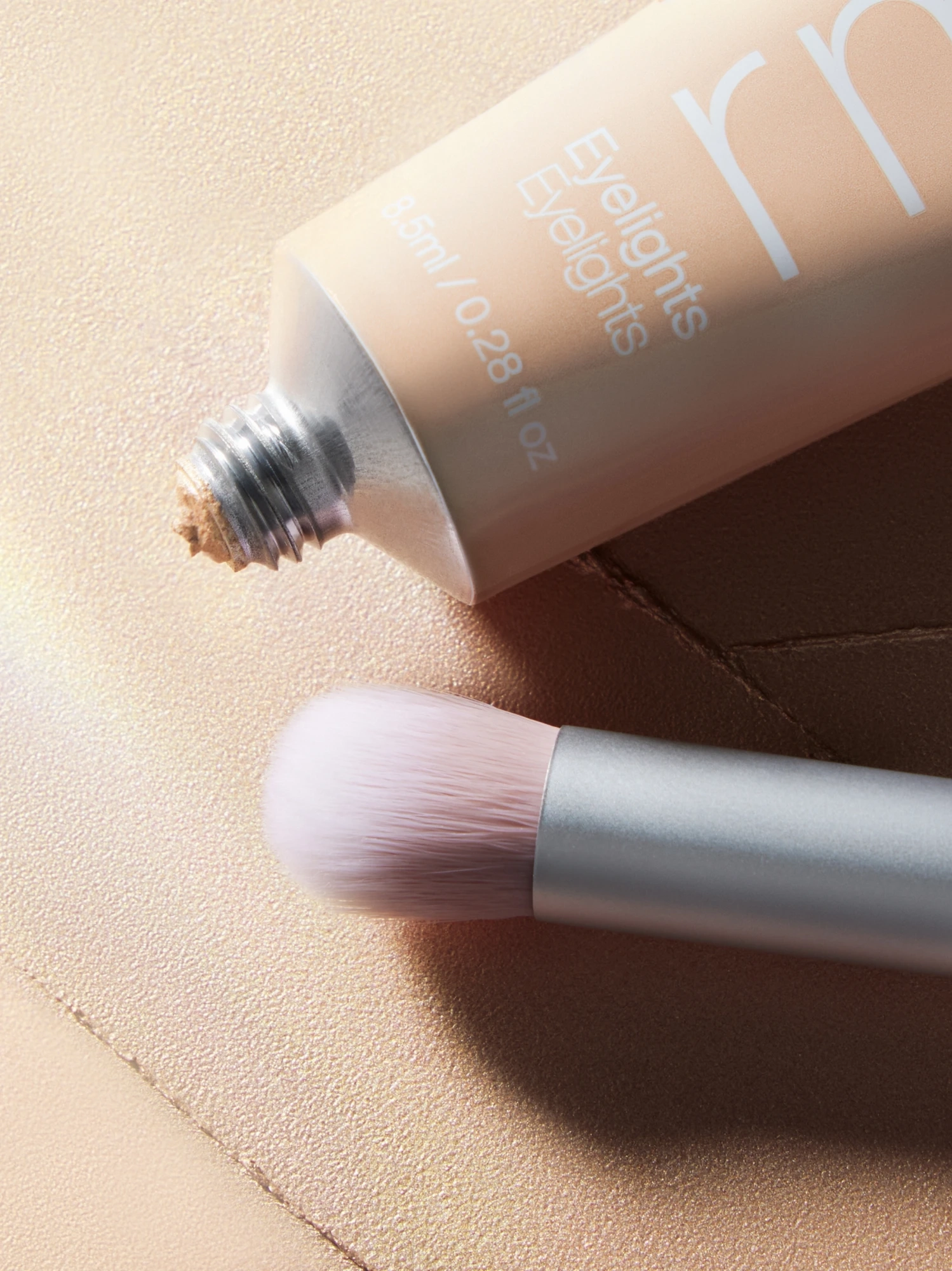 Alternative Image RMS Beauty Skin2 Skin Everything Eye Polish Brush