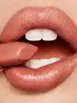 Alternative Image Charlotte Tilbury K. I. S. S. I. N. G