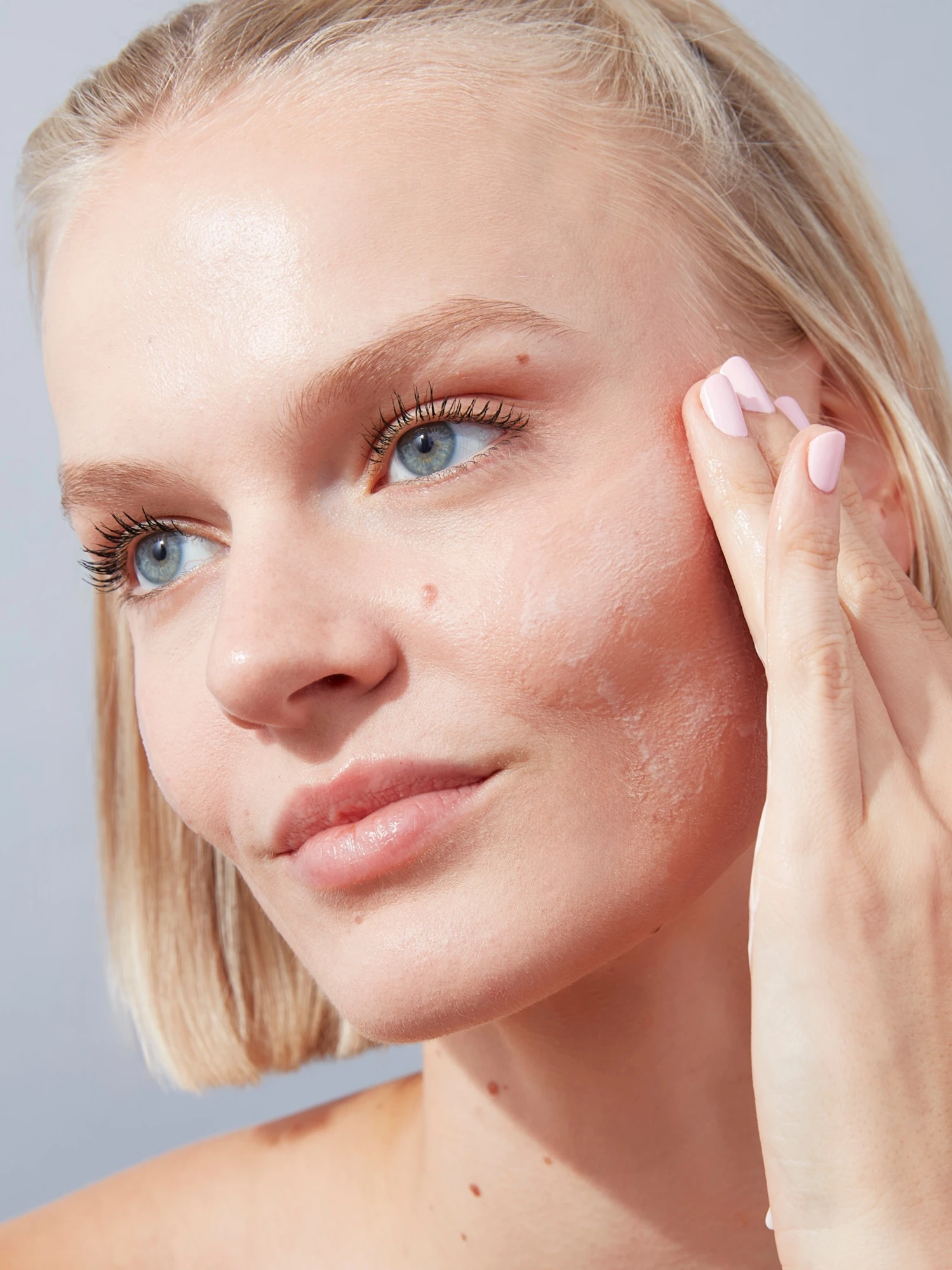 Alternative Image MUTHA Oil To Gel Cleanser