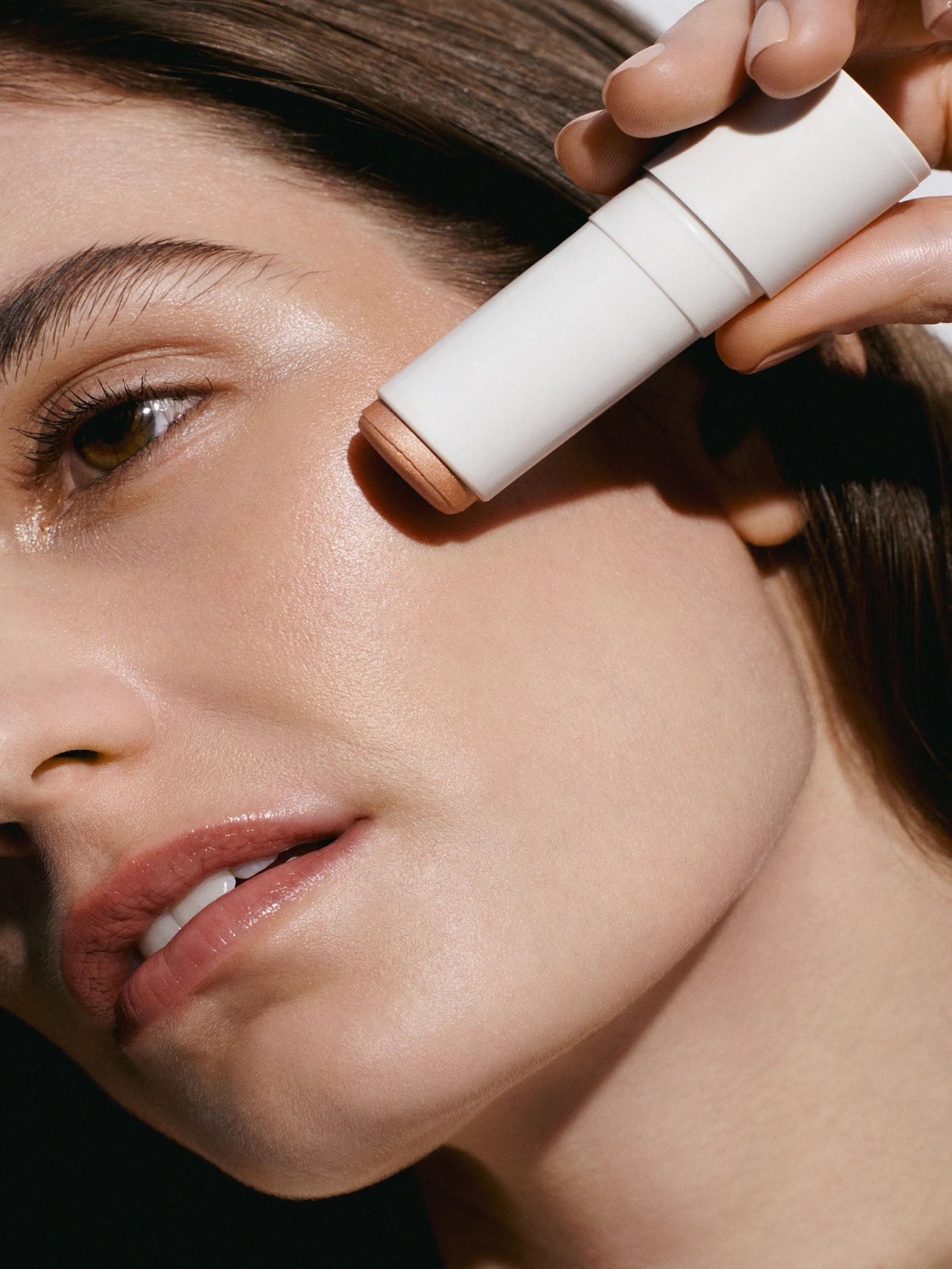 Alternative Image GOOP Glow Skin Highlighter Stick Aura