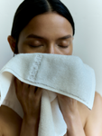 Alternative Image REOME Aerate Face Towel