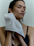 Alternative Image REOME Aerate Face Towel