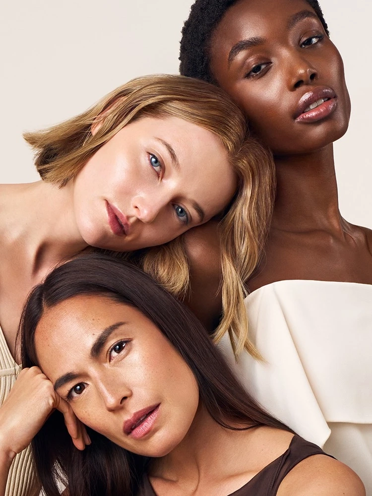 Alternative Image Chantecaille Future Skin Gel Foundation