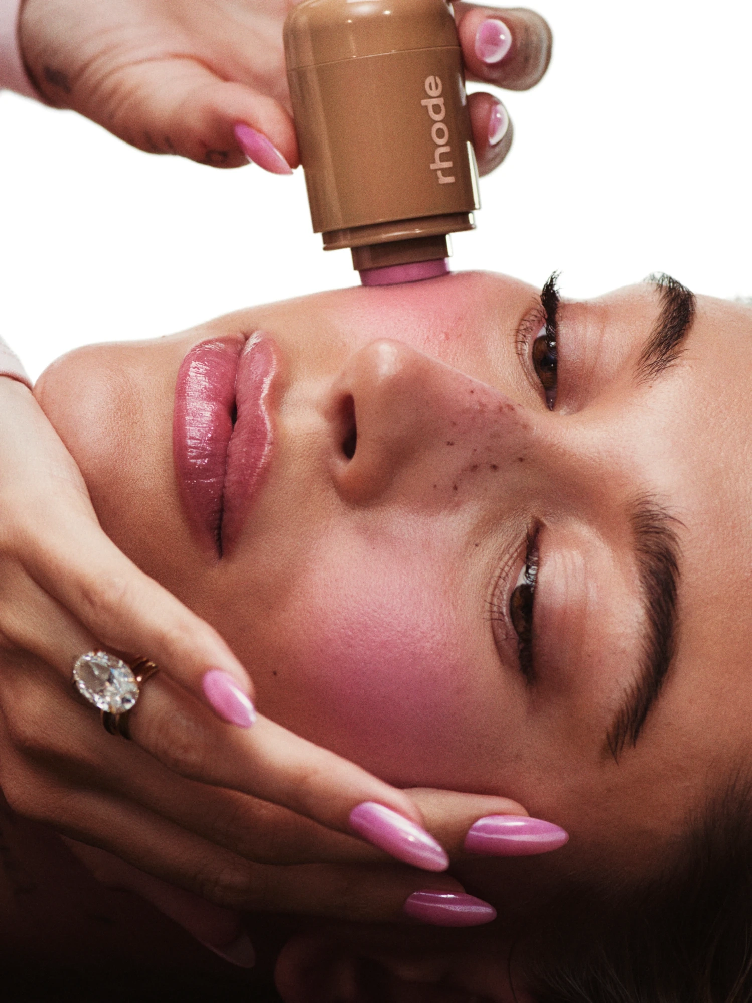 Alternative Image Rhode Pocket Blush